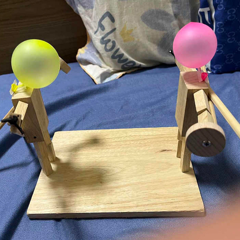 Fægtende træfigurer