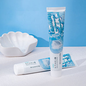 Blegende og pletfjernende bagepulver-tandpasta med myntesmag