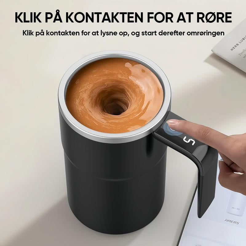 Selvomrørende kaffekrus med låg