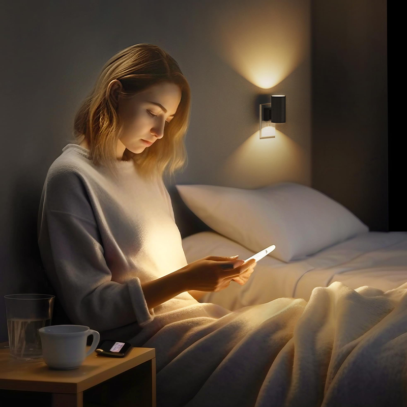 Natlampe med bevægelsessensor (2 stk.)