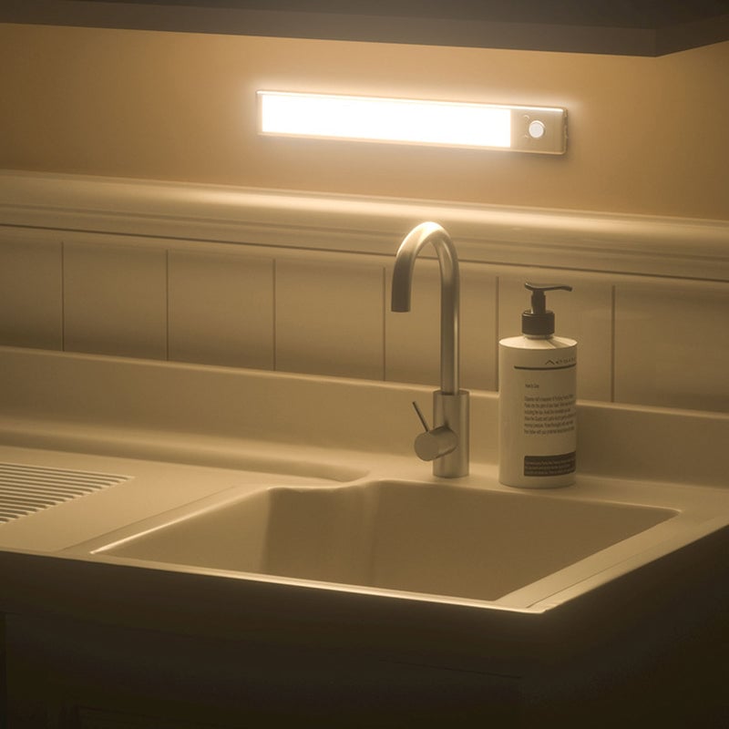 Magnetisk LED lampe med smart bevægelsessensor