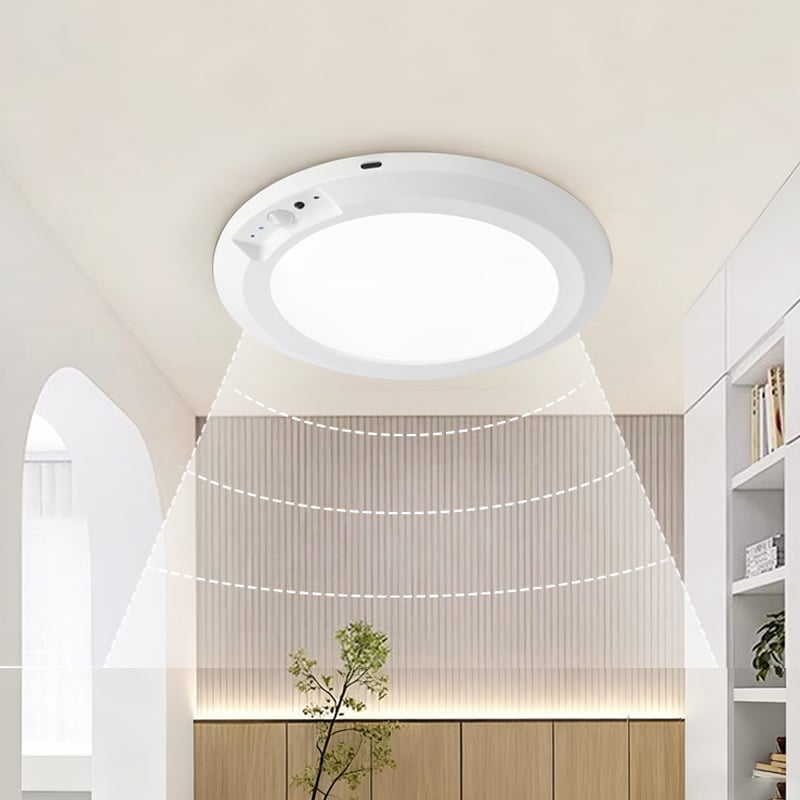 Loftlampe med bevægelsessensor