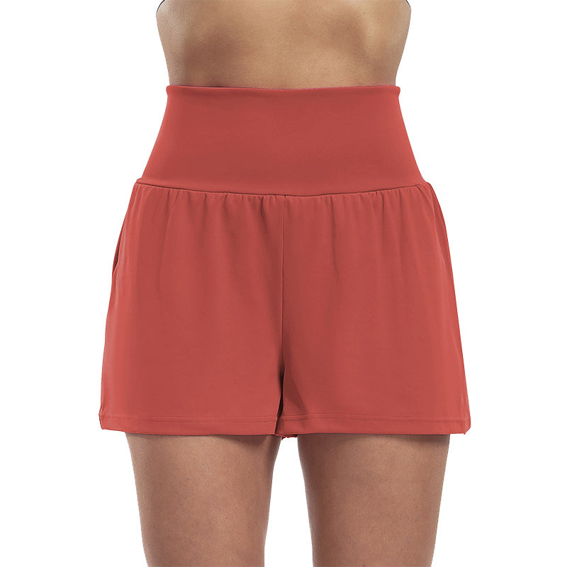 Højtaljede sportsshorts i falsk todelt design