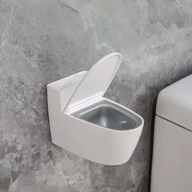 Kreativt toiletformet askebæger