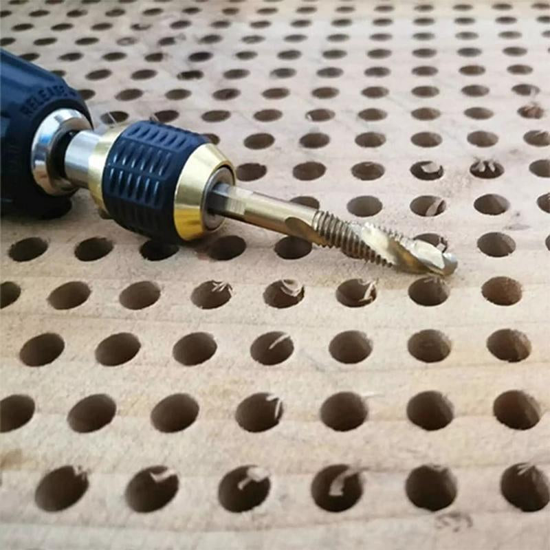 Adapter til hurtig udskiftning af borebits