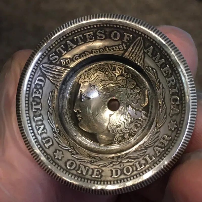 Morgan Silver Dollar Klokke