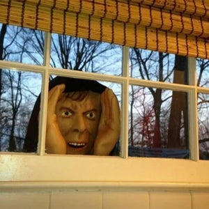 Skræmmende lurerfigur