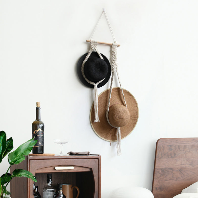 Dekorative håndlavede vægbeslag til hatte i BoHo-stil