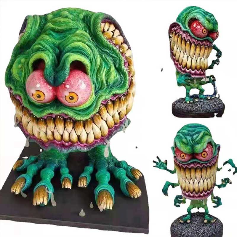 Vredt monster statue